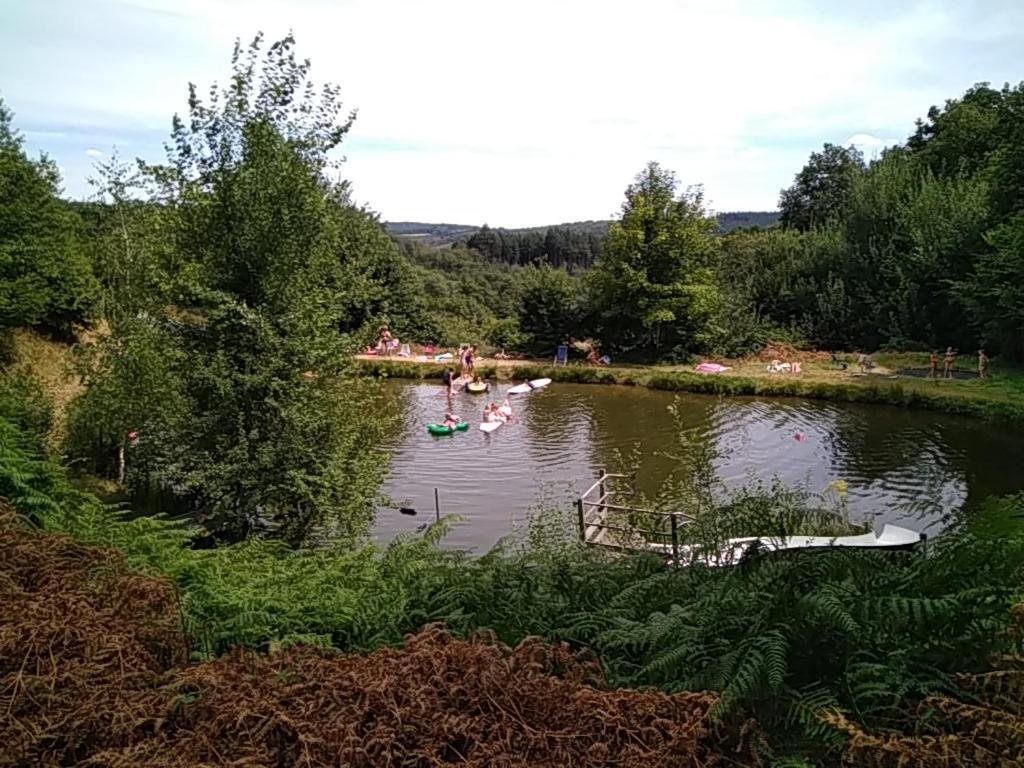 Camping La Foret Du Morvan Larochemillay Exteriér fotografie