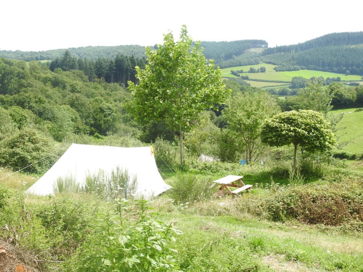 Camping La Foret Du Morvan Larochemillay Exteriér fotografie